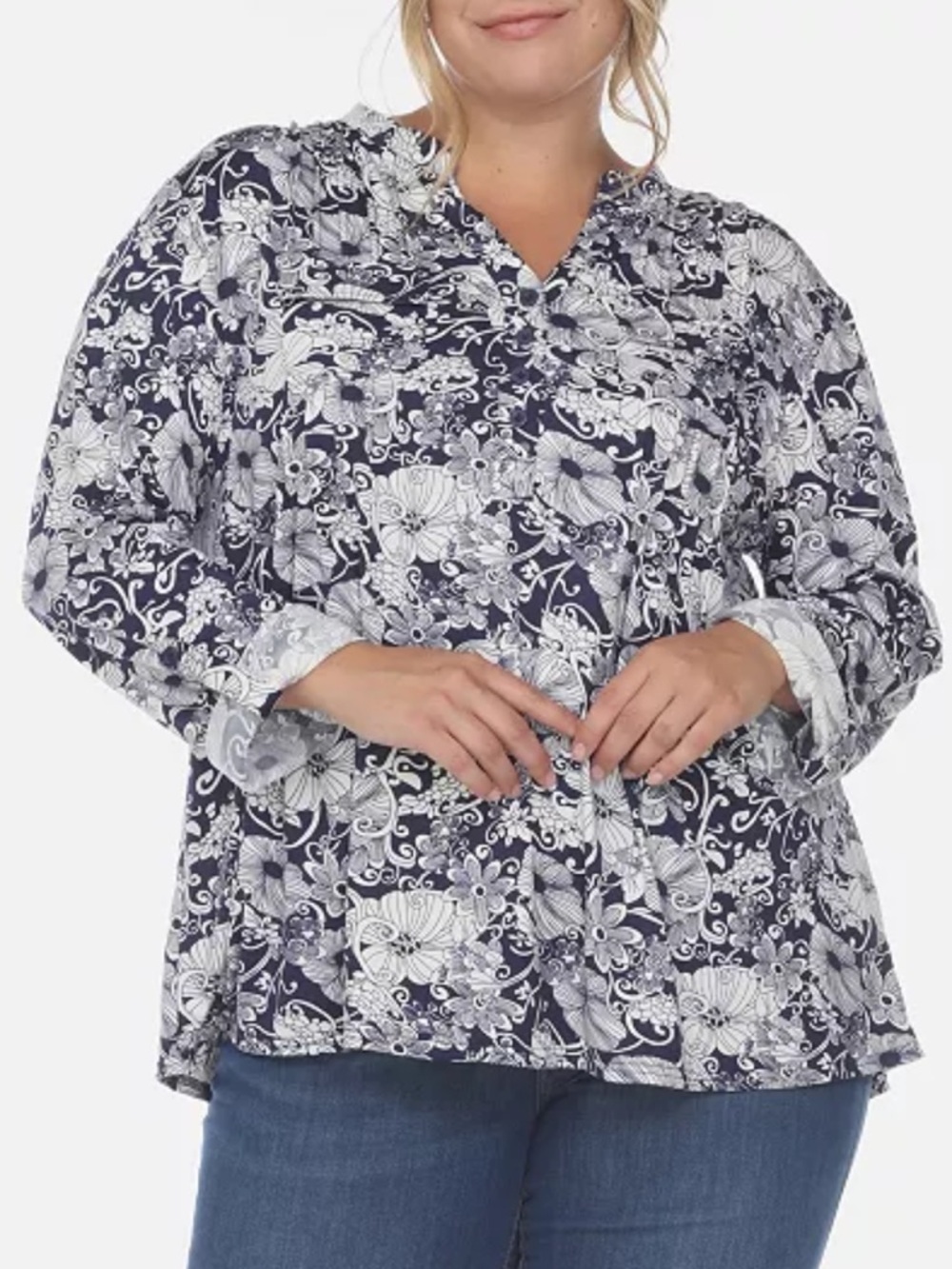 White Mark
Plus Size Pleated Long Sleeve Floral Print Blouse